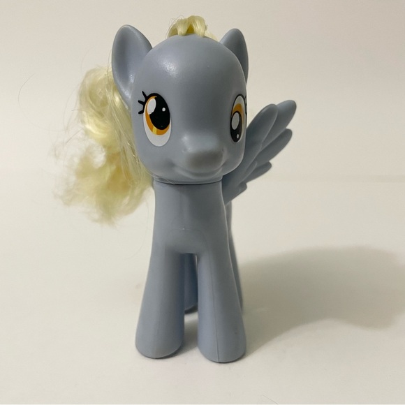 My Little Pony Derpy Hooves 3" Toys R Us Favorites MLP 2010 - Picture 15 of 16